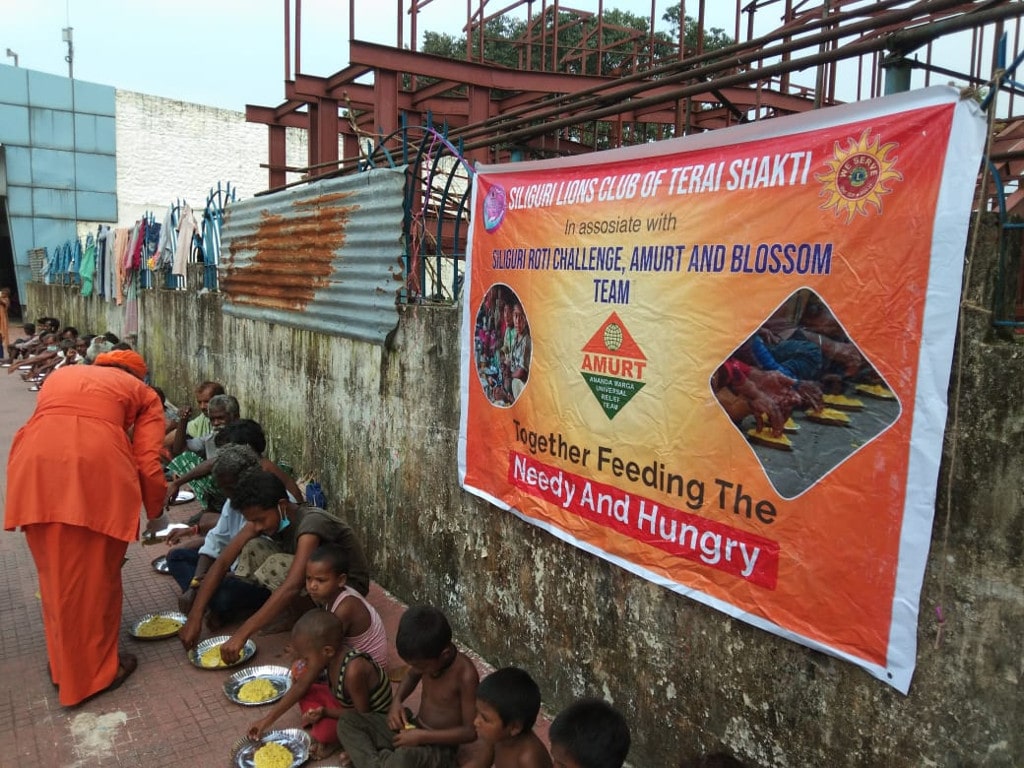 Lions club of Siliguri Terai Shakti Food for All